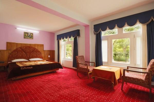 Hotel Mohan Palace Manali  Bagian luar foto